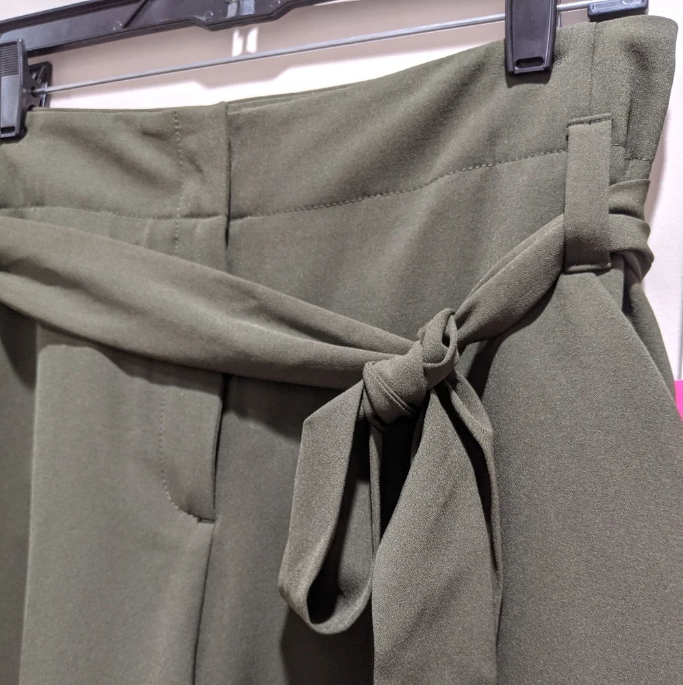 NY&Co 7th Avenue 6 Inch Tie Belt Madie Short